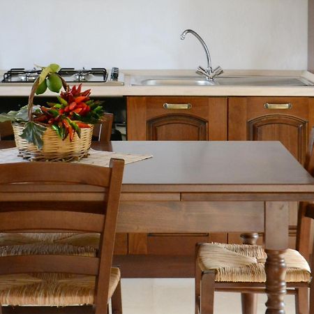 Tenuta Afra Squinzano Buitenkant foto