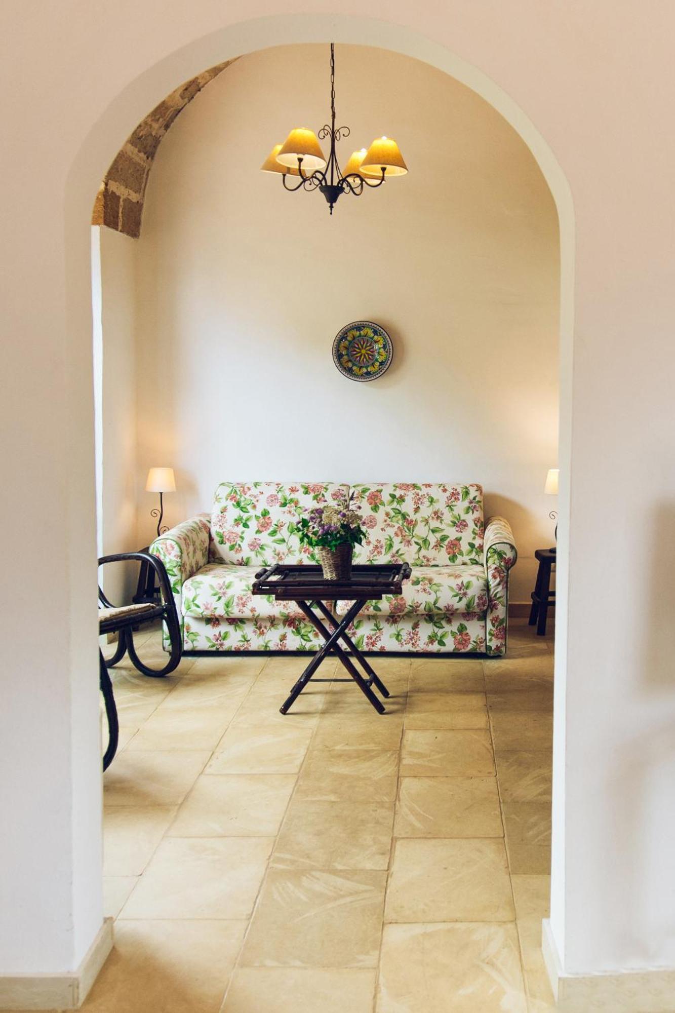 Tenuta Afra Squinzano Buitenkant foto